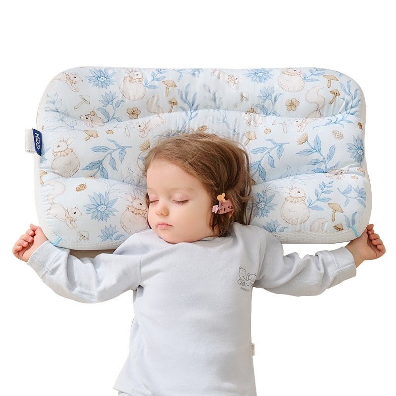 Child-friendly cotton pillow for everyday rest